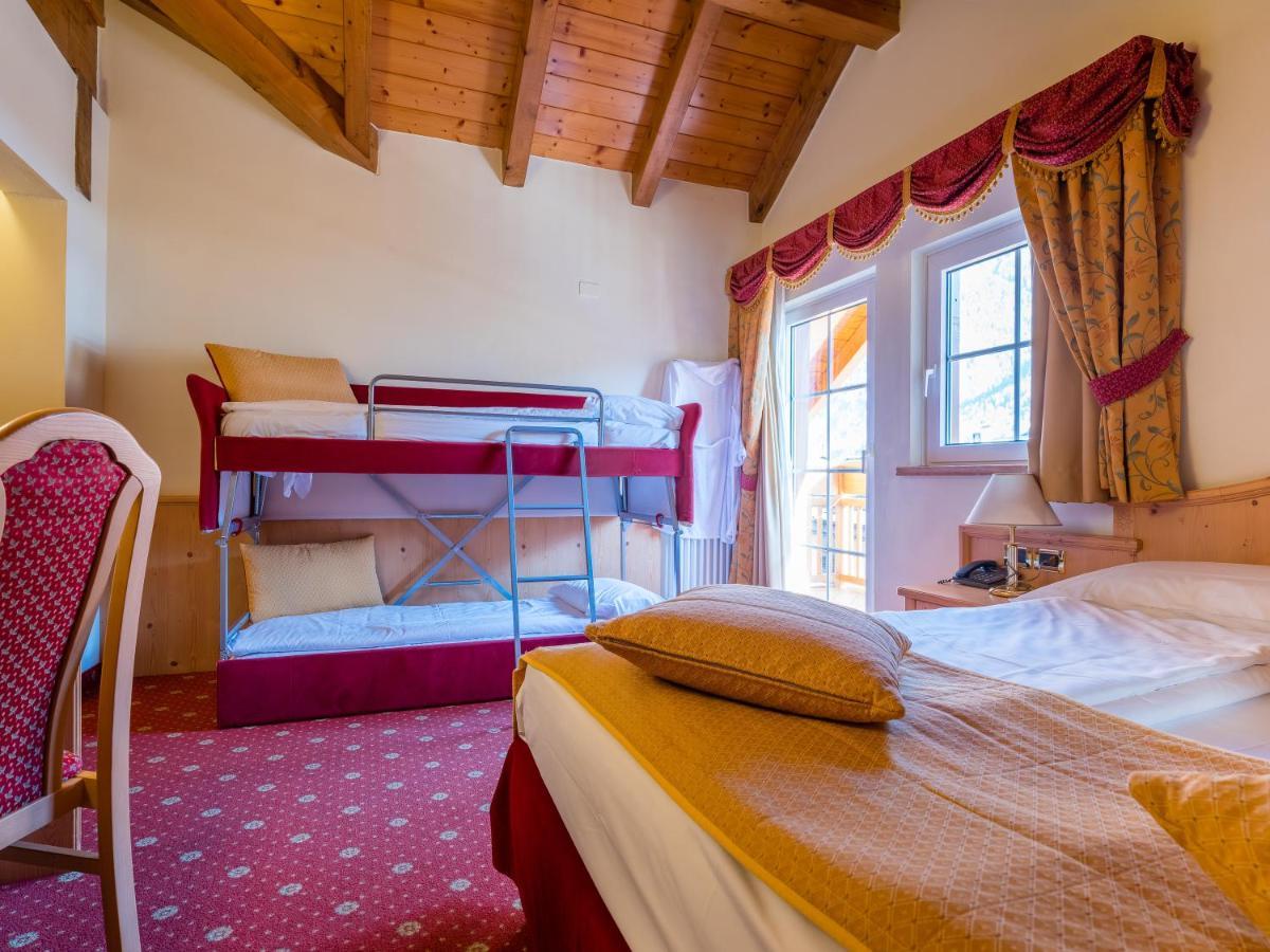 Albergo Dimaro Wellness Hotel Luaran gambar