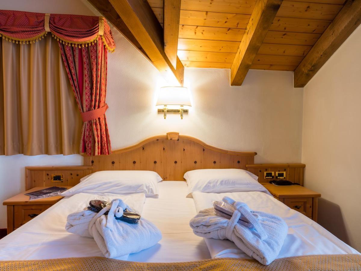 Albergo Dimaro Wellness Hotel Luaran gambar