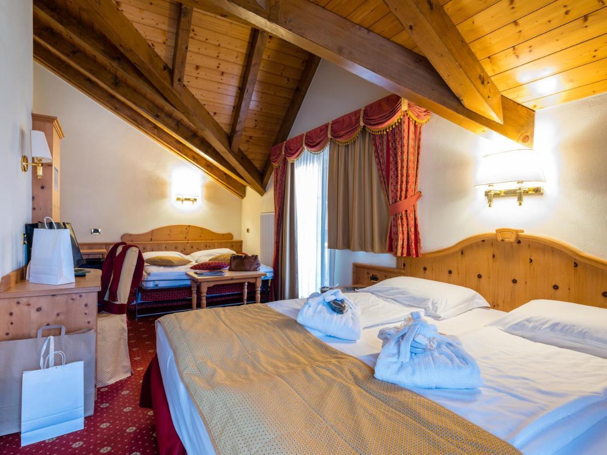 Albergo Dimaro Wellness Hotel Luaran gambar