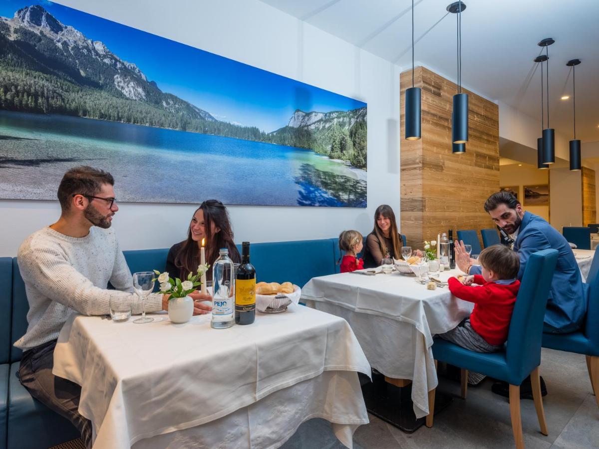 Albergo Dimaro Wellness Hotel Luaran gambar